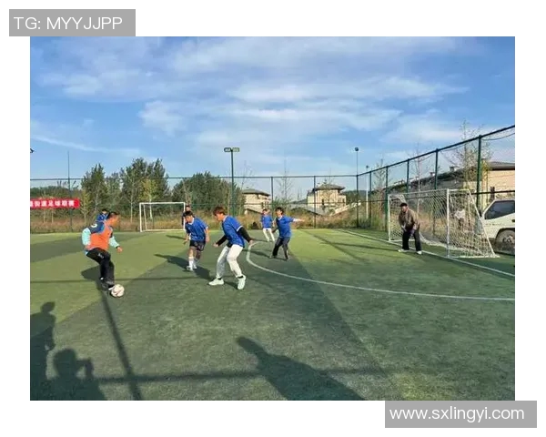 激情开场足球巨星闪耀绿茵点燃全场观众热血时刻